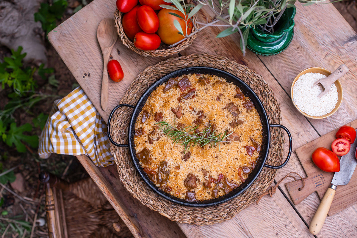 Premium-Mahlzeitenset: Spanische Schweinerippchen mit Paprikareis (1200 g)